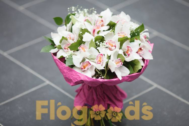 Букет «Снежный» за 8 590 руб.